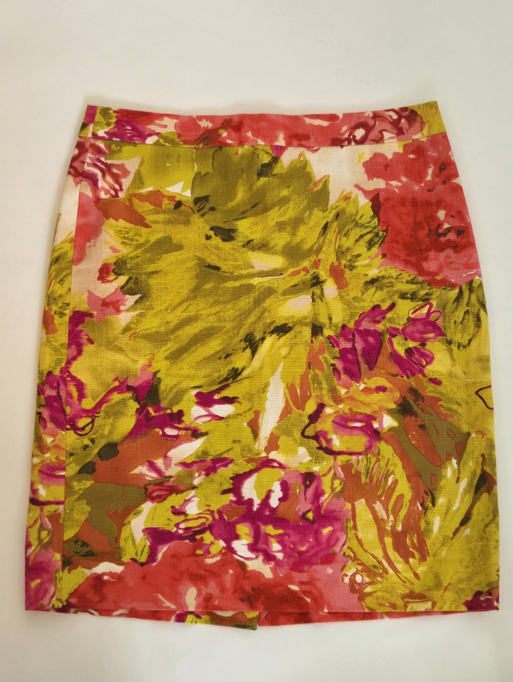 J. CREW Vivid Floral Garden Party Chic Pencil Skirt in Pink & Green Size 4